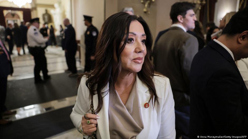La secretaria de Trabajo de Trump renuncia a su cargo