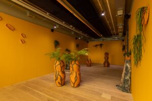 La venezolana Lucía Pizzani presenta exposición «Faunal Succession» en el Reino Unido