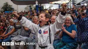 Las imágenes del riesgoso y emotivo retorno de los astronautas de Artemis II a la Tierra