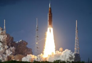 Los astronautas de Artemis II encienden motores hacia la Luna – AlbertoNews