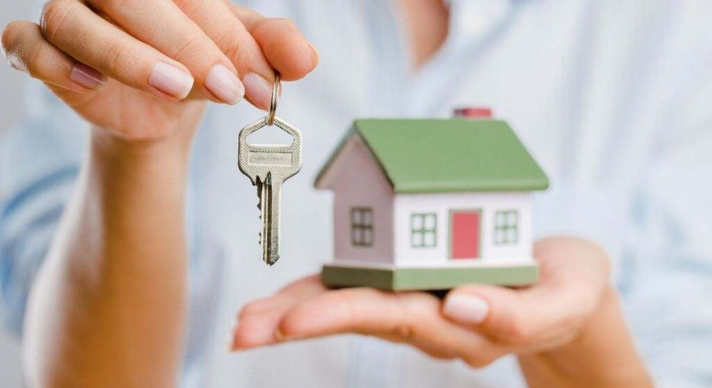 Los psicólogos coinciden: hay un impacto emocional grave entre los jóvenes por la dificultad de acceder a la vivienda, "es como vivir ante un peligro constante que no puede resolverse"