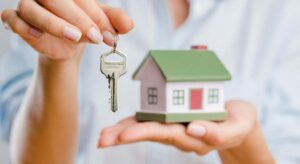 Los psicólogos coinciden: hay un impacto emocional grave entre los jóvenes por la dificultad de acceder a la vivienda, «es como vivir ante un peligro constante que no puede resolverse»