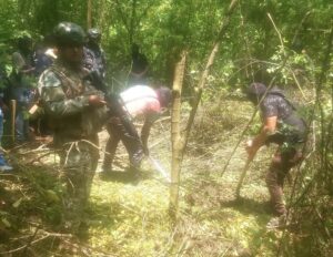 Macabro hallazgo en Ecuador: Descubrieron dos fosas con cadáveres y detuvieron a seis sospechosos