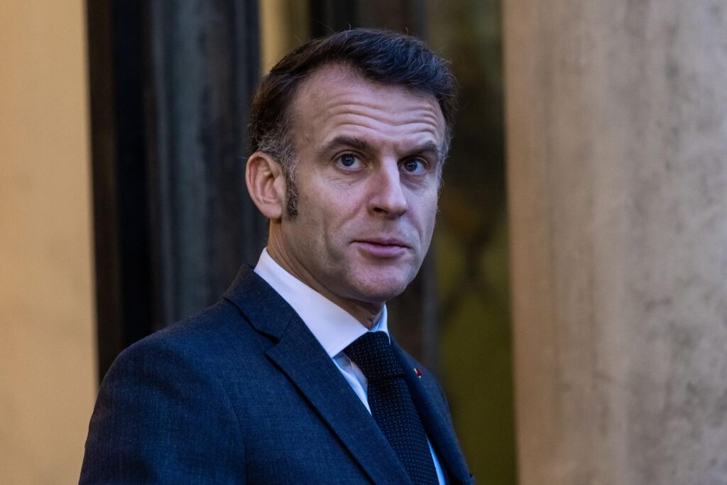 Macron insta a EEUU e Irán a reanudar conversaciones para evitar escalada y abrir Ormuz