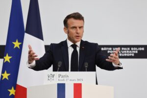 Macron recibe este lunes en el Elíseo a María Corina Machado, según figura en su agenda