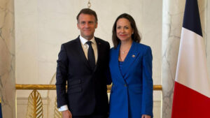 Macron y María Corina Machado impulsan cambios en Venezuela