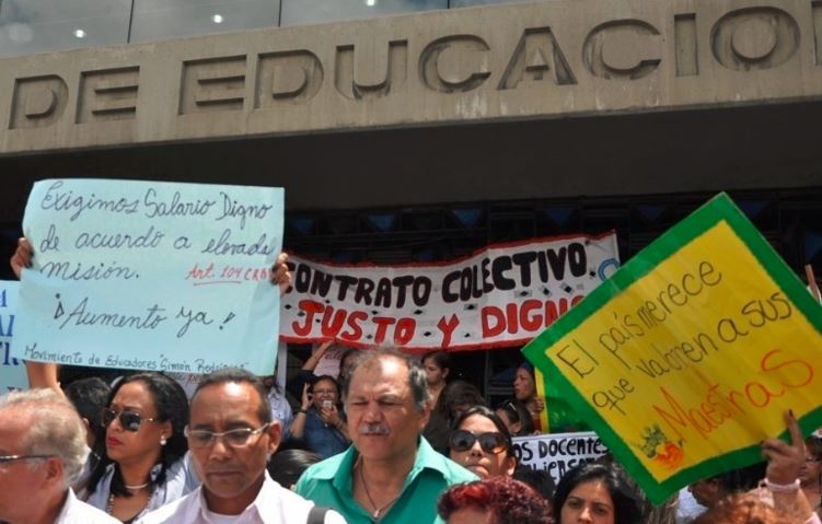 Maestros harán asambleas en toda Venezuela el #22Abr para exigir salario justo y digno