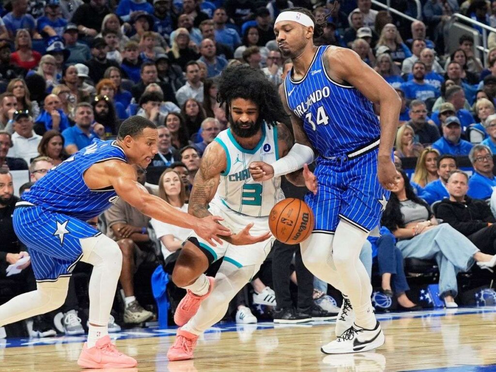 Magic avanza y se medirá a los Pistons en playoffs