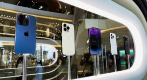 Malas noticias, tu próximo iPhone seguramente será mucho más caro: la crisis de las memorias pilla a Apple
