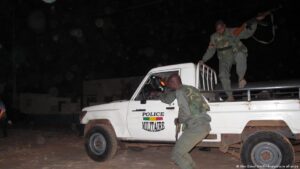 Mali decreta toque de queda en Bamako tras ataques