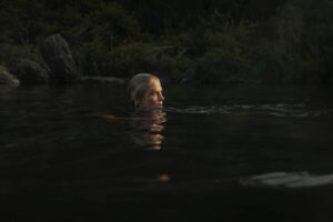 Mañana llega a Netflix un thriller de supervivencia que enfrenta a Charlize Theron y a un psicópata en lo más profundo de Australia