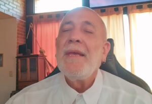 Mario Silva confesó que le quitaron a sus escoltas y carga con un «pesado morral» (VIDEO) | lapatilla.com