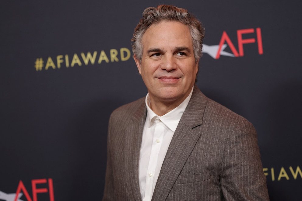 Mark Ruffalo arremetió en el Senado de EEUU contra la fusión entre Paramount y Warner Bros.