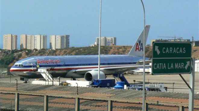 Más de 1.000 dólares cuestan boletos Miami-Caracas por American Airlines