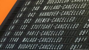 Más de 700 vuelos cancelados en aeropuertos de Alemania