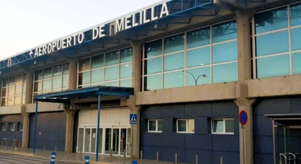 Melilla exige soluciones "urgentes" al Gobierno tras una oleada de cancelaciones aéreas
