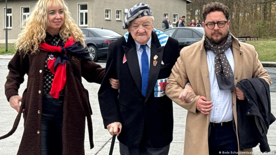 Memoria del horror del nazismo marca acto en Buchenwald