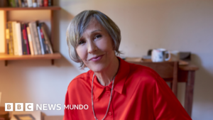Mi niñera era una espía de la KGB y descubrí que envenenó a su marido en el sillón donde me daba la leche