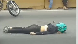Motorizada fallece tras fuerte accidente a la altura de Los Samanes