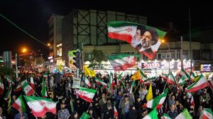 ORIENTE PRÓXIMO | Irán amenaza con «ataques largos y prolongados» contra los aliados regionales de EEUU si Washington retoma la agresión militar | elperiodico.com