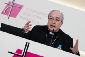 Obispos piden «prioridad de Evangelio» frente a «prioridad nacional» y acusan de «injuria» a Abascal | europapress.es