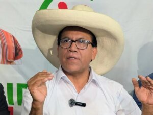 Perú: El izquierdista Sánchez acaricia la segunda vuelta mientras el candidato trumpista llama a la insurgencia civil | elmundo.es