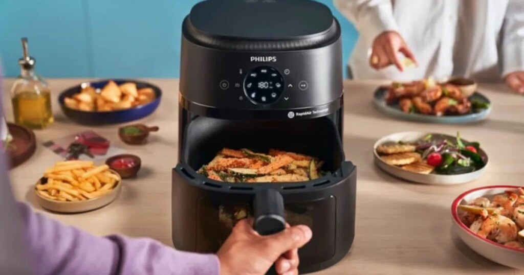 Philips sacude el mercado de freidoras sin aceite con un desplome de precio en la NA231/00