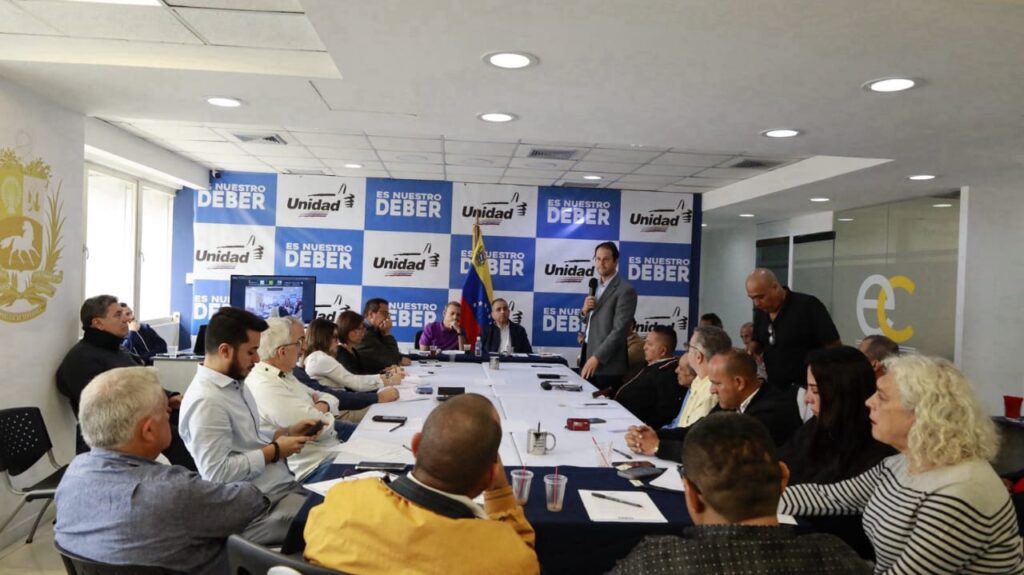 Plataforma Unitaria presentó hoja de ruta ante representantes de organizaciones políticas