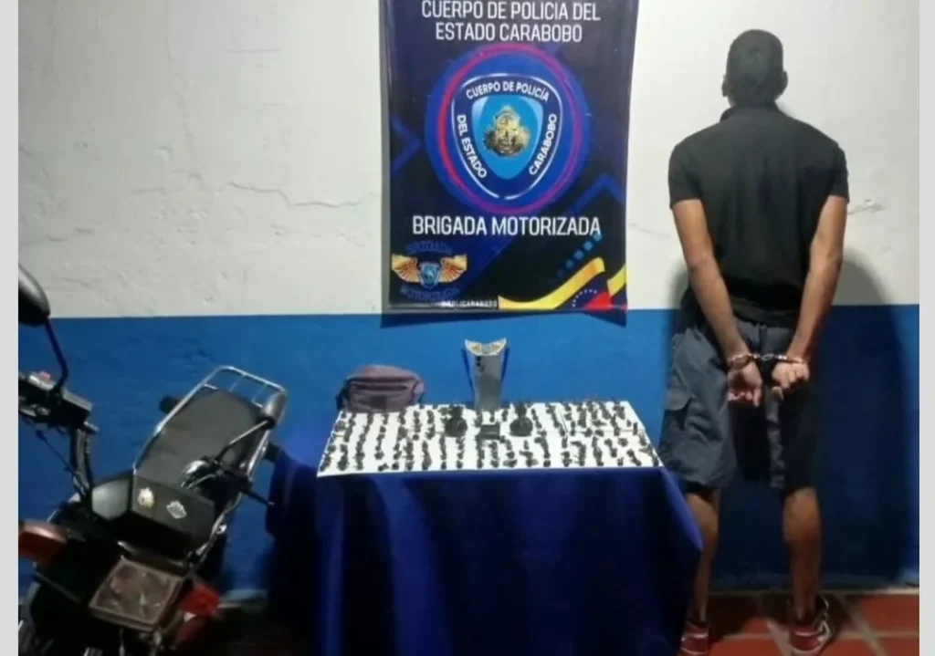 Policarabobo capturó a sujeto con más de 150 envoltorios de droga