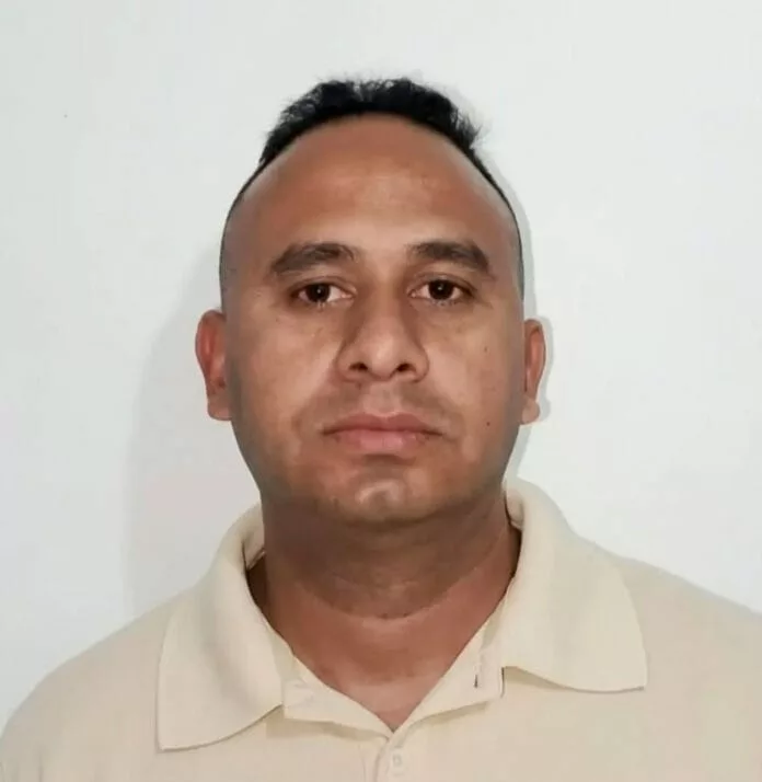 Por celos asesinó a su compadre y lo enterró en el patio de su casa
