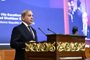 Primer ministro de Pakistán agradece a Trump extensión de alto el fuego con Irán y pide seguir conversaciones – AlbertoNews