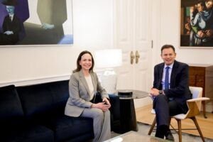 Primer ministro de Portugal recibe a Machado «con la mirada puesta» en el futuro de Venezuela