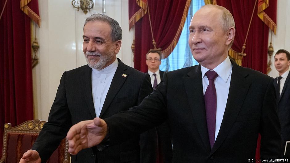 Putin promete apoyo a Irán en encuentro con Araghchi