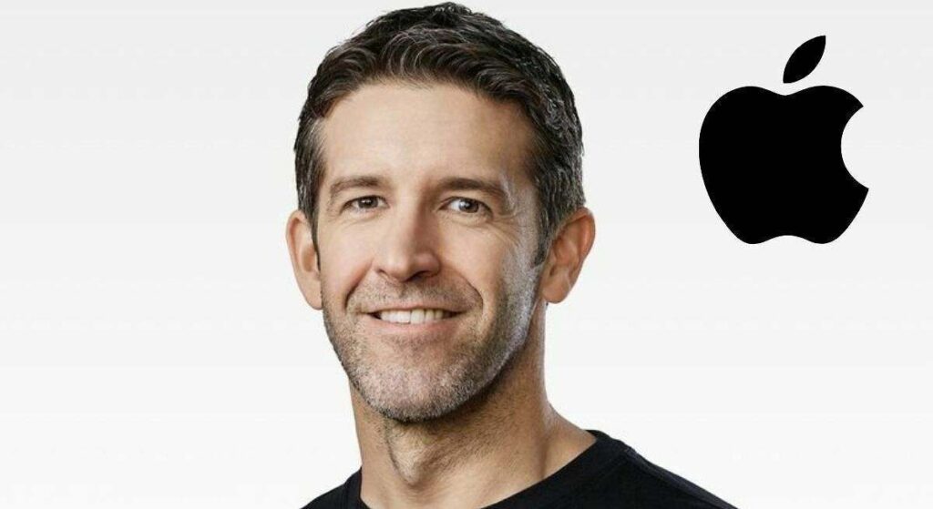 Quién es John Ternus: el nuevo CEO de Apple que sustituye a Tim Cook