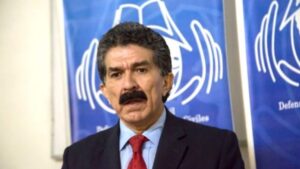 Rafael Narváez exige investigación penal contra altos cargos por caso Víctor Hugo Quero