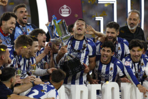 Real Sociedad de los venezolanos Jon Aramburu y Yangel Herrera se consagró campeón de la Copa del Rey