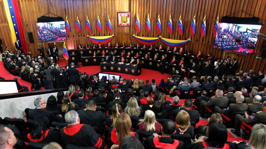 Reformas en el TSJ recaen en los magistrados aliados a Nicolás Maduro y Cilia Flores