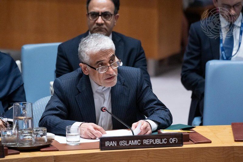 Régimen de Irán acusa a EEUU de "piratería y terrorismo" por su bloqueo naval en el estrecho de Ormuz
