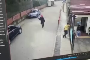Revelan angustiante VIDEO del ataque a dos integrantes de la producción de Sin senos sí hay paraíso (Imágenes sensibles)