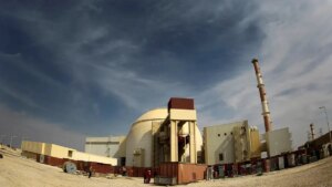 Rusia retiró casi todo su personal de la central nuclear iraní Bushehr
