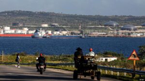 Rusia seguirá apoyando a Cuba tras llegada de petrolero