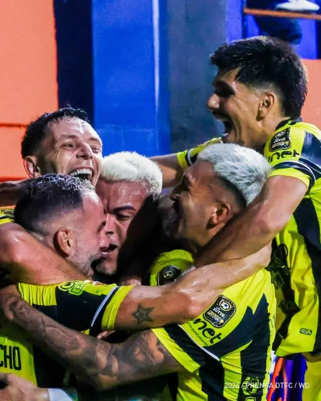 Sábado de gloria del Táchira: Victoria en la “Bombonerita”, 1-2