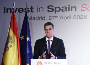 Sánchez anuncia la adjudicación de 500 millones en 18 proyectos para la descarbonización industrial | europapress.es
