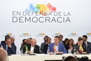Sánchez llama a defender la democracia ante las guerras y la desigualdad: «No basta con resistir, tenemos que proponer» | europapress.es