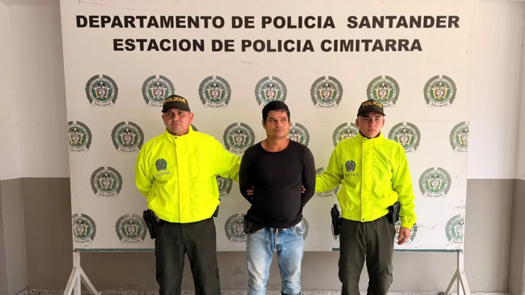 Se escondió durante siete años en Santander: era buscado por asesinar y enterrar a su pareja y además, por abusar de su hijastra en Tolima