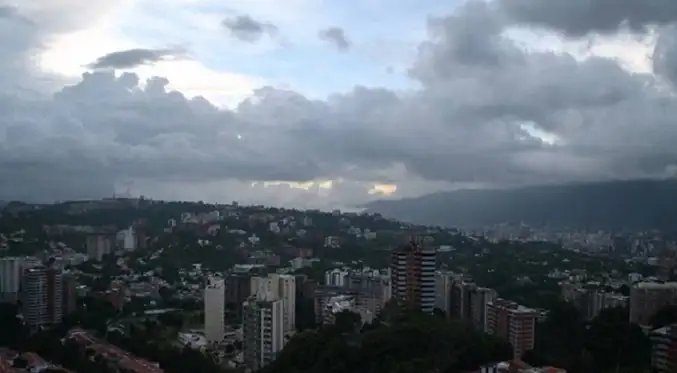 Se espera nubosidad fragmentada y lluvias en varias zonas
