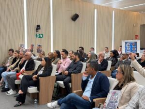«Seguimos siendo víctimas por culpa del régimen»: padre de David Vallenilla alzó la voz en Madrid (VIDEO)