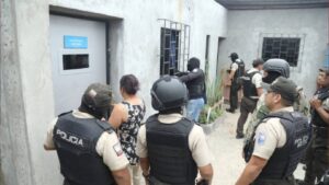 Seis personas asesinadas en dos ataques armados en provincia costera de Ecuador