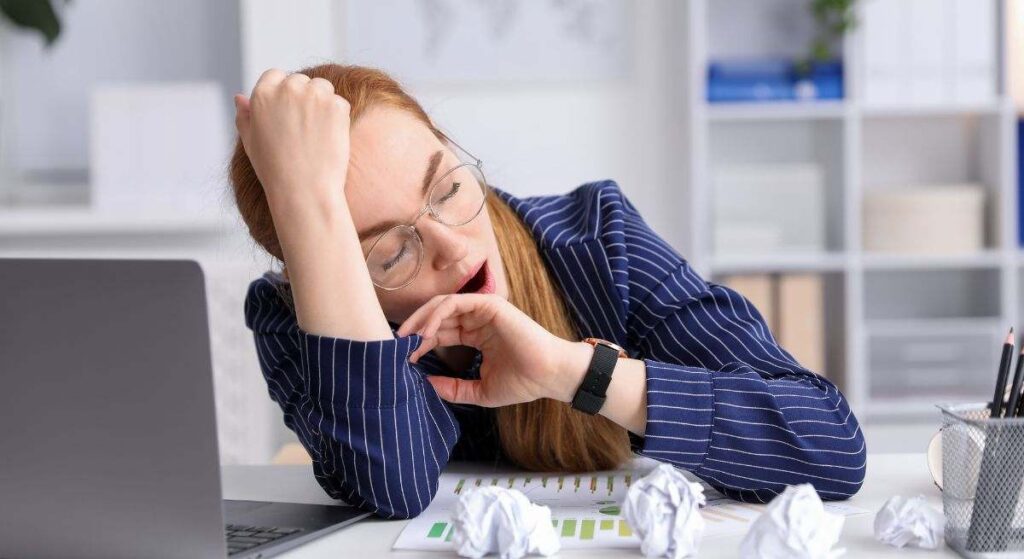 Si tienes hijos adolescentes, esto te interesa: el horario escolar podría estar afectando a su sueño y aumentando su estrés
