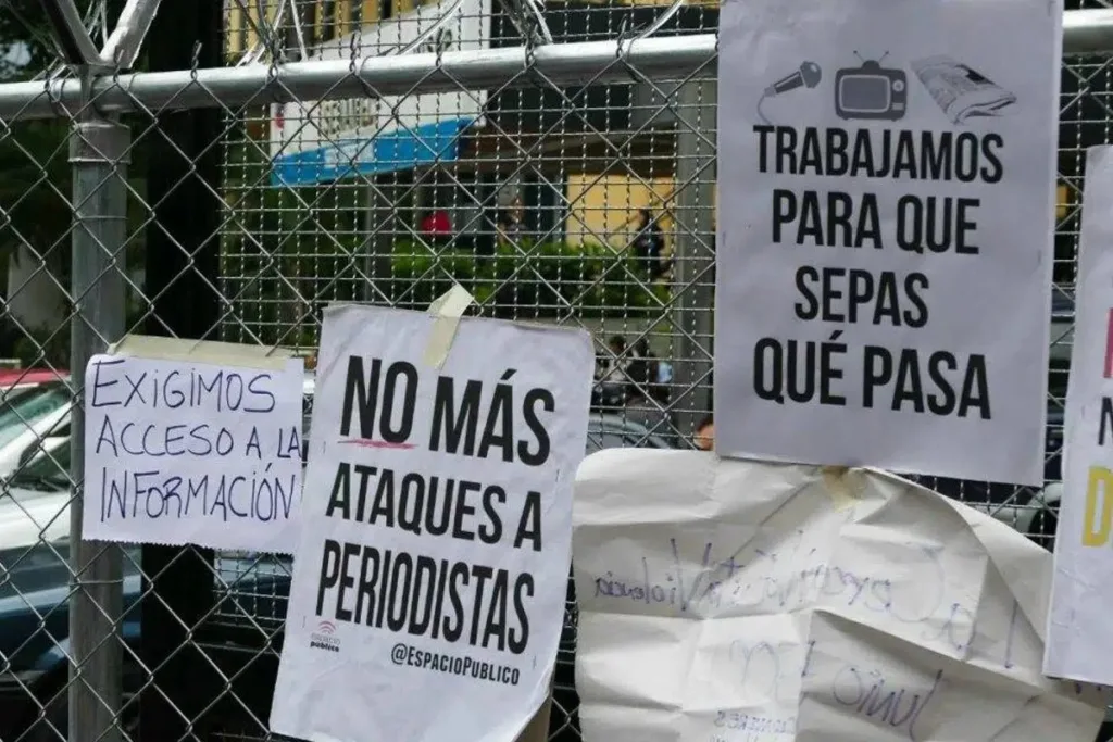 Sntp: A dos meses de la Ley de Amnistía, al menos 8 periodistas siguen judicializados